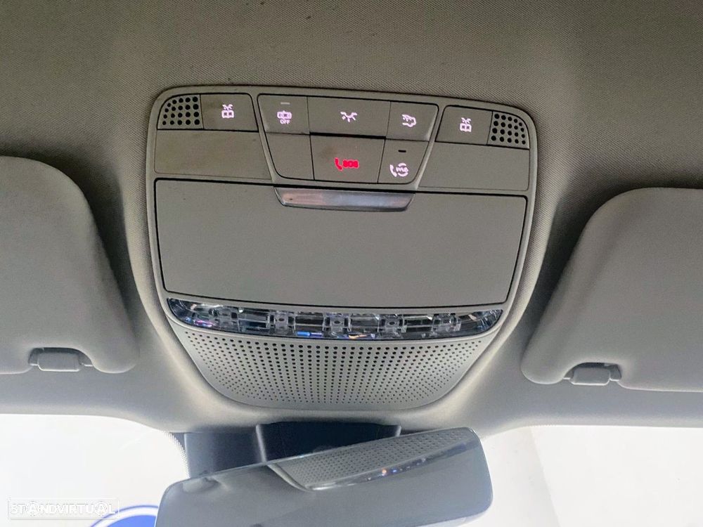 Mercedes-Benz E 400 d Exclusive Line 4Matic - 23