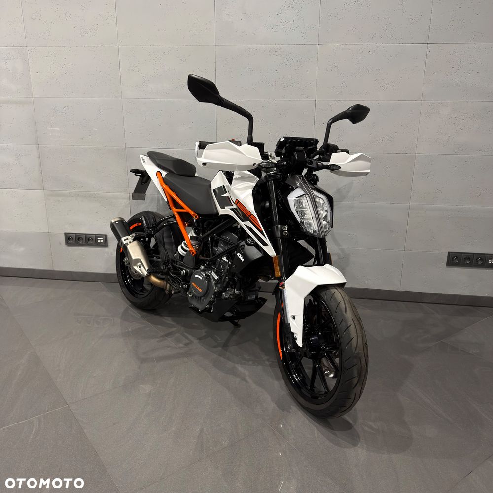KTM Duke - 4