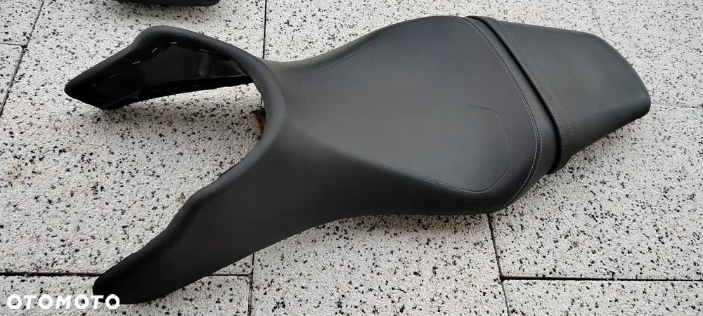 YAMAHA MT 125 MT125 2024 REFLEKTOR LAMPA CZASZA LICZNIK OWIEWKA CHŁODNICA ZEGARY LAMPA TYŁ - 8
