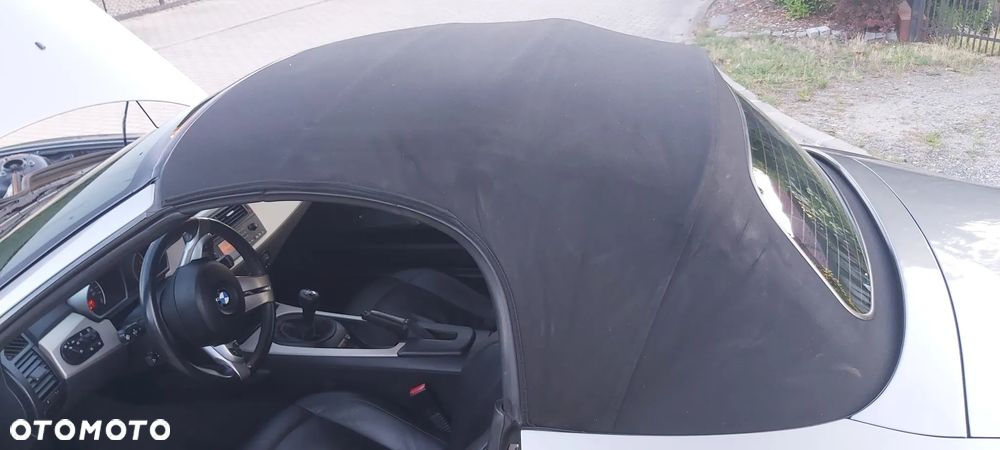 BMW Z4 2.2i - 27