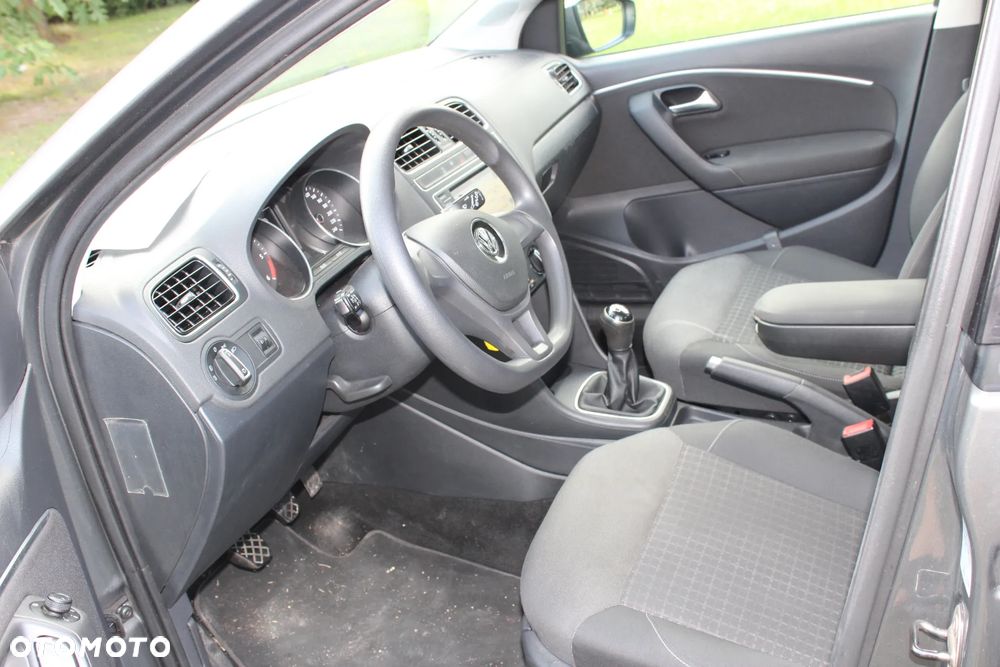 Volkswagen Polo 1.4 TDI (Blue Motion Technology) Comfortline - 9