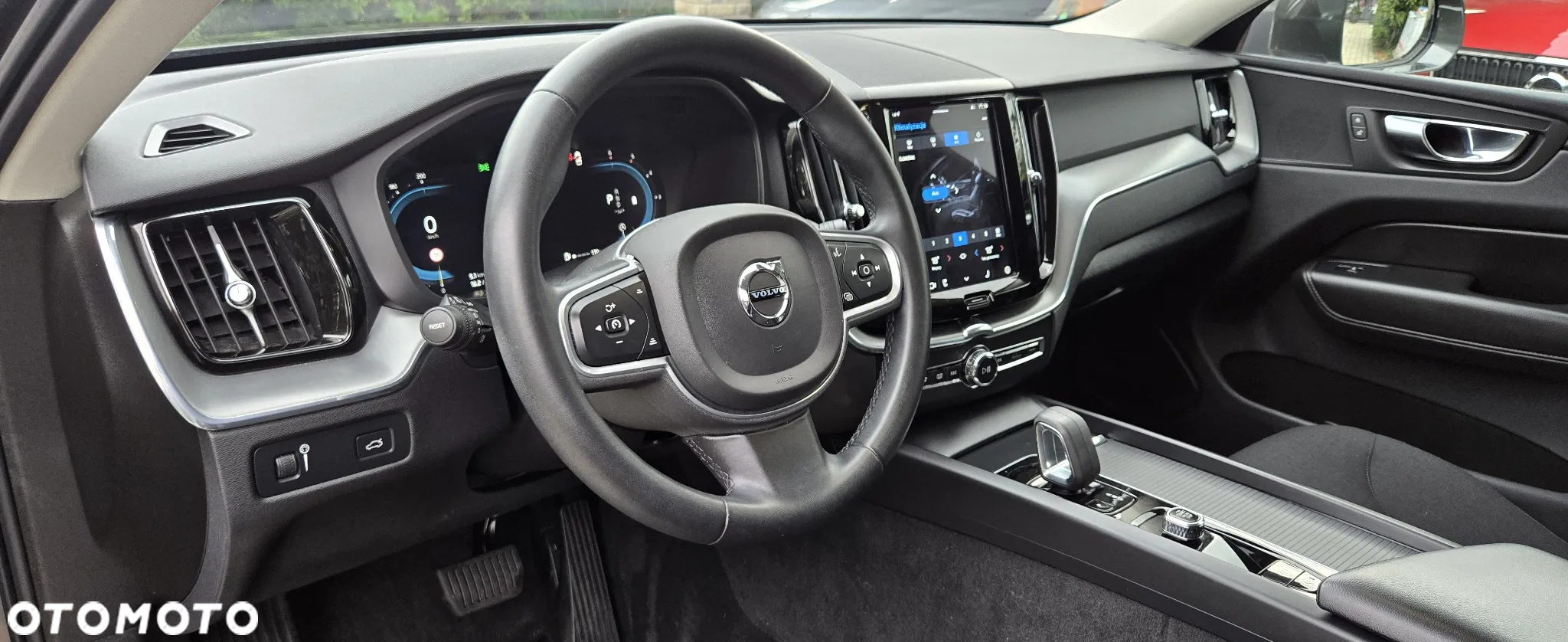 Volvo XC 60 B4 D Geartronic Momentum Pro - 20