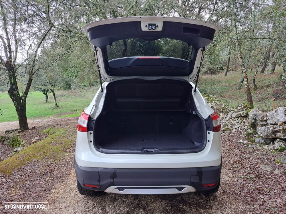Nissan Qashqai 1.6 dCi N-Connecta 18 Xtronic - 30