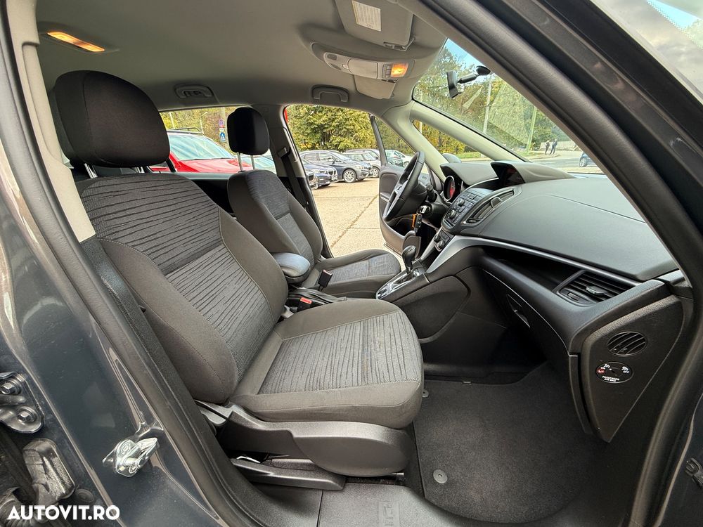 Opel Zafira Tourer 2.0 CDTI Automatik Style - 11