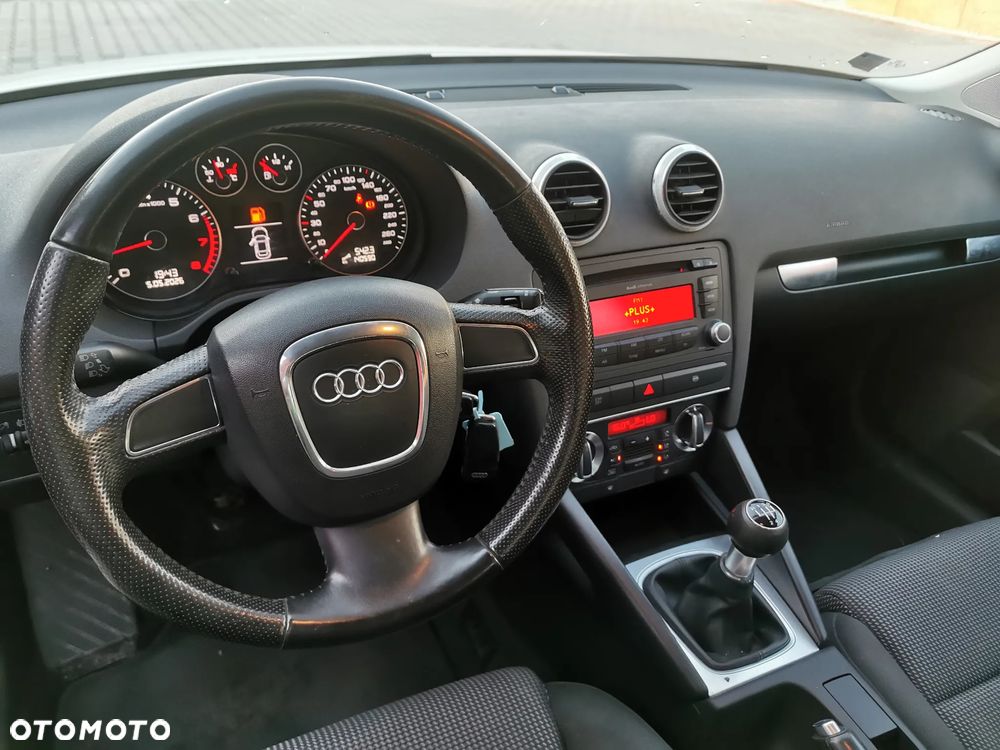 Audi A3 Sportback 1.6 Limited Edition - 9