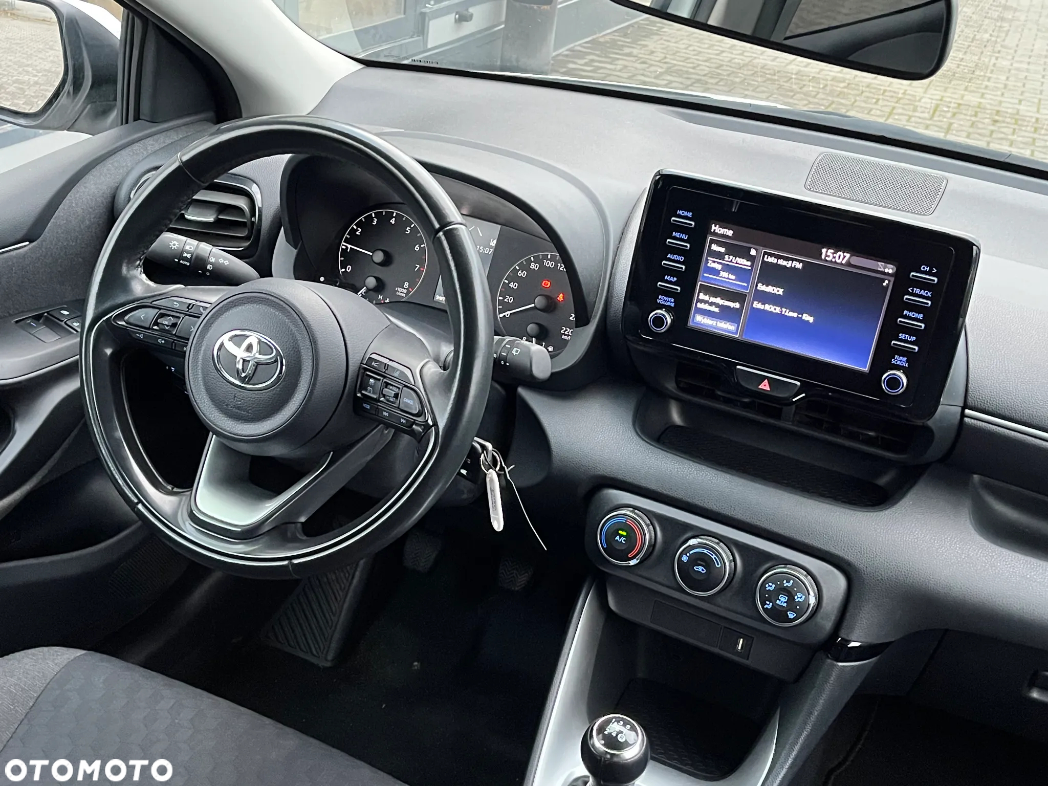 Toyota Yaris 1.0 Comfort - 15