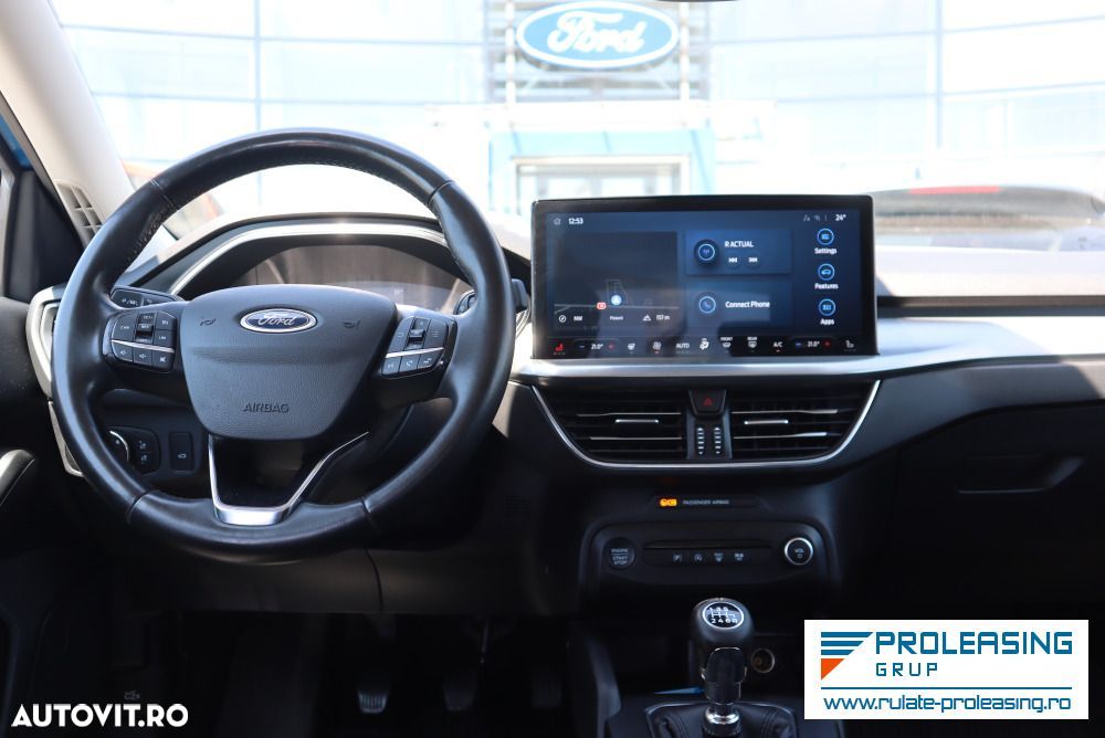 Ford Focus - 11