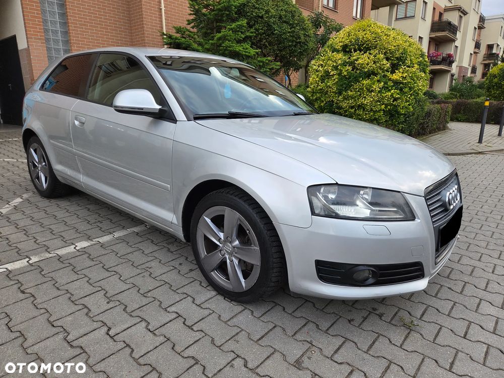 Audi A3 3-drzwiowe 2.0 TDI DPF Ambiente S tronic - 9