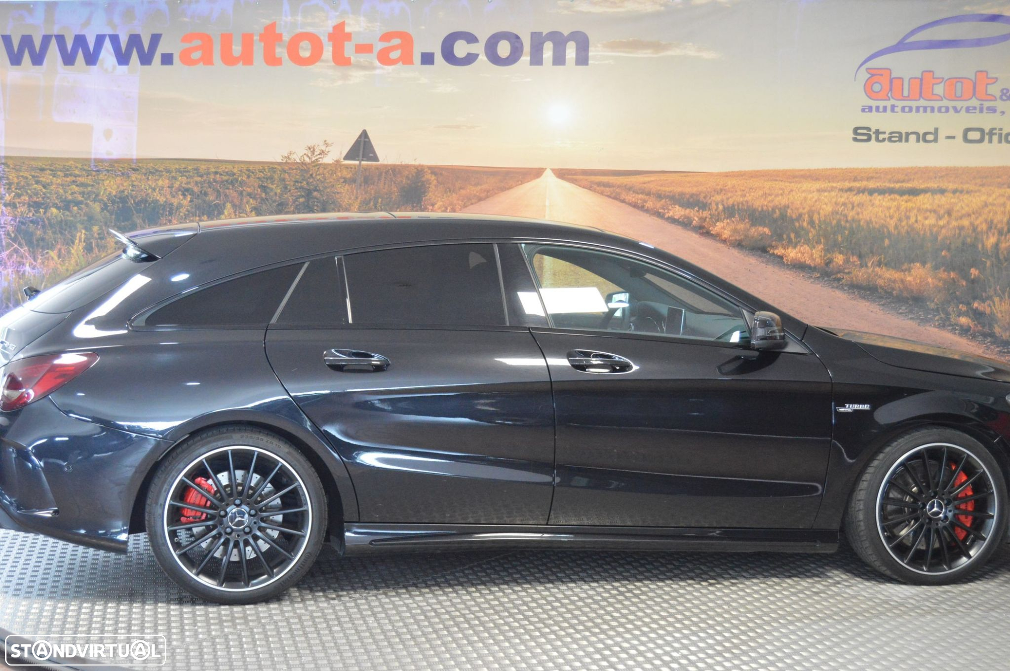 Mercedes-Benz CLA 45 AMG Shooting Brake 4-Matic - 6