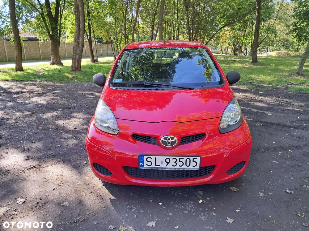 Toyota Aygo 1.0 VVT-i Terra EU5 - 5