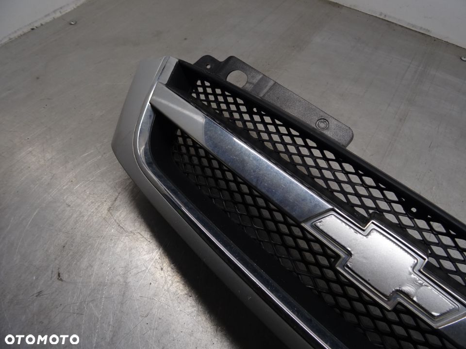 CHEVROLET TACUMA REZZO 04-08 GRILL ATRAPA CHŁODNICY - 3