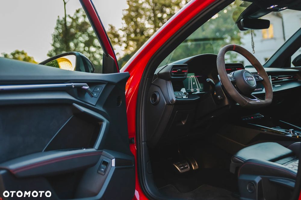Audi RS3 Limousine TFSI Quattro S tronic - 38