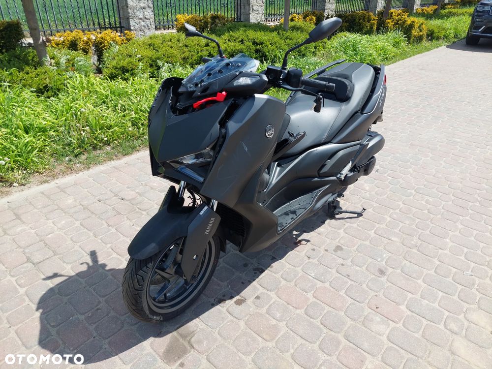 Yamaha X-max - 1