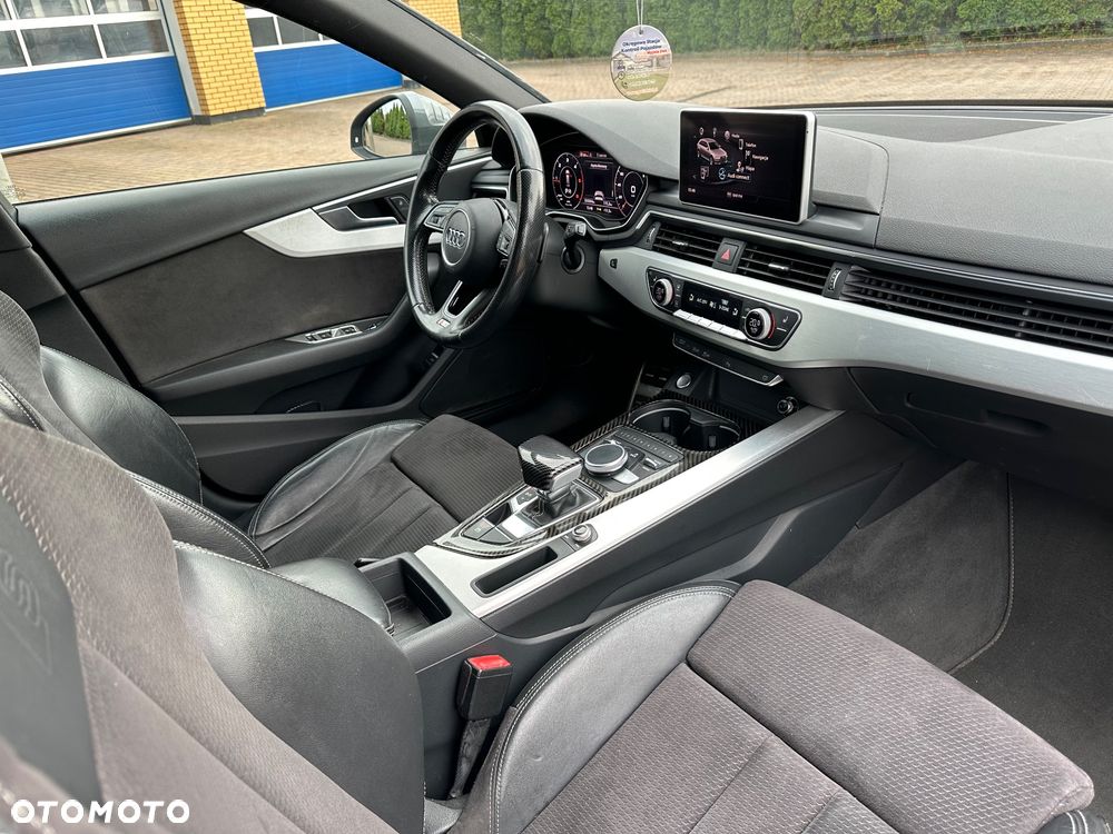 Audi A4 Avant - 19