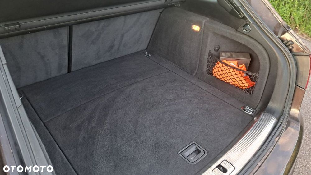 Audi A4 Avant 2.0 TDI - 11