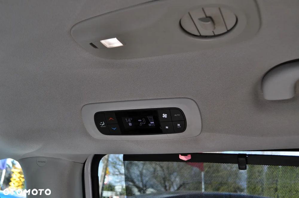 Chrysler Pacifica - 19