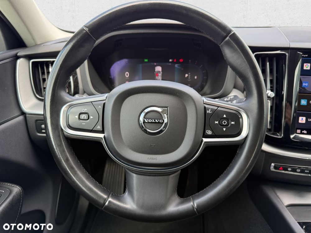 Volvo XC 60 - 21