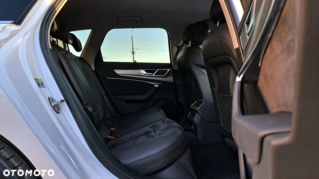 Audi A6 Avant 40 TDI quattro S tronic - 14