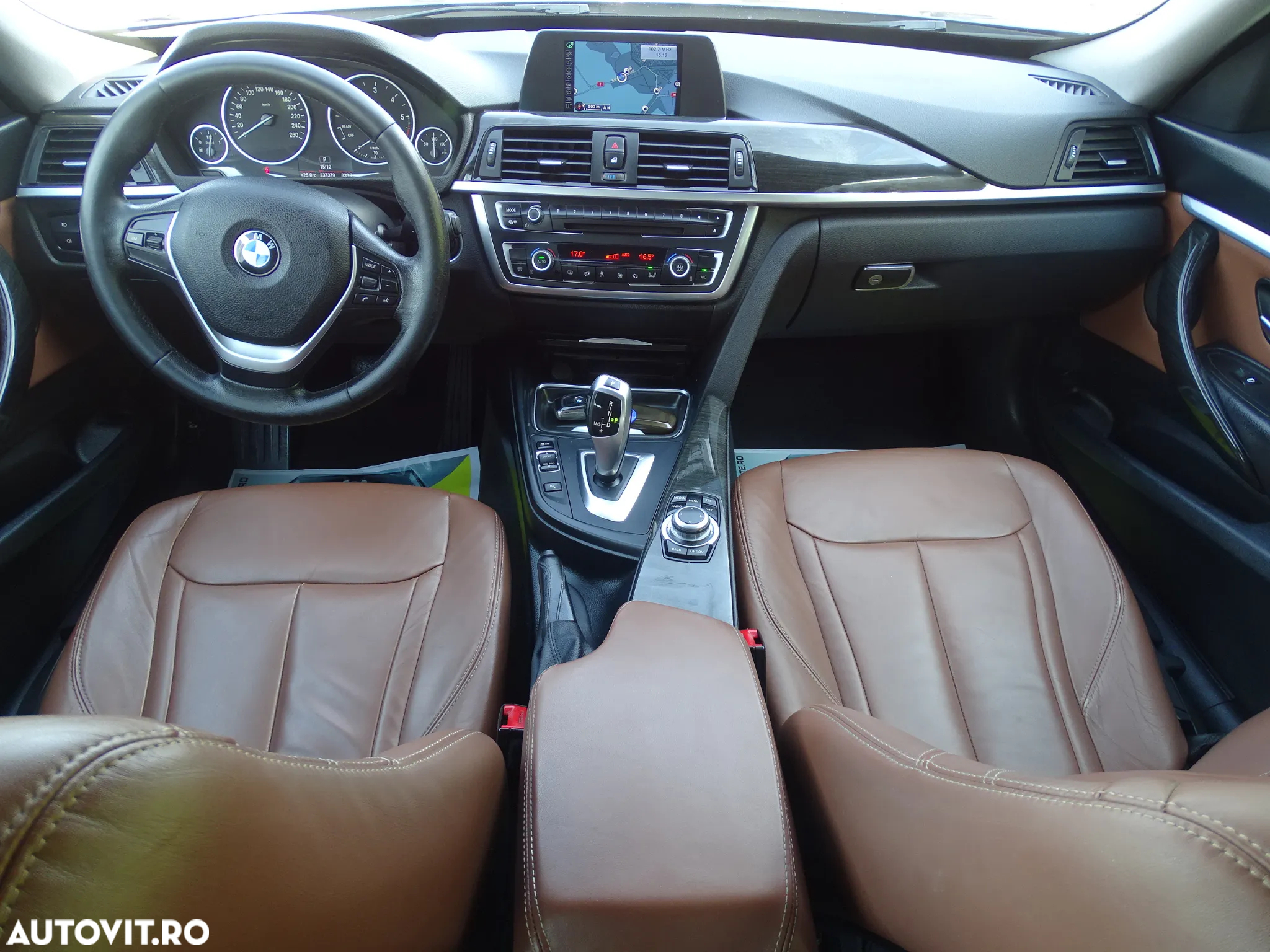 BMW Seria 3 320d GT Aut. Luxury Line - 6