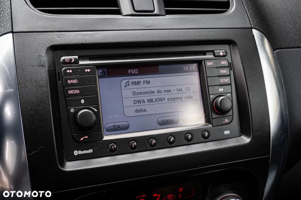 Suzuki SX4 1.6 Premium - 30