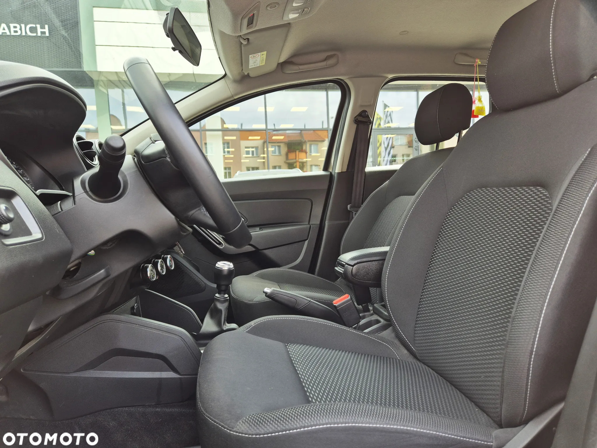 Dacia Duster - 8