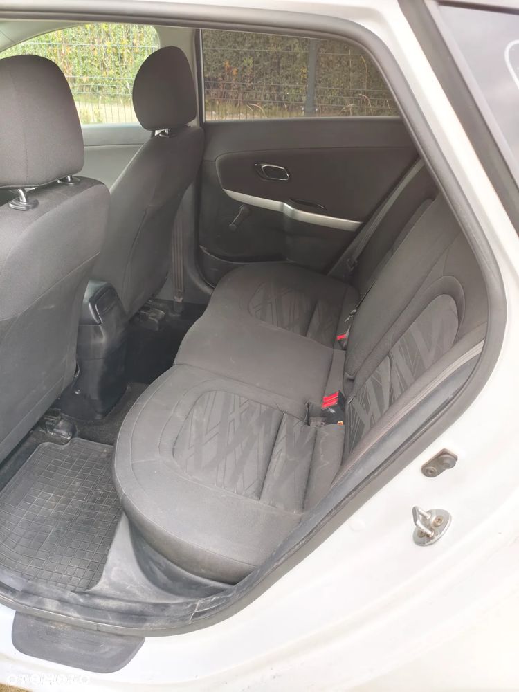 Kia Ceed Cee'd 1.6 CRDi M - 6