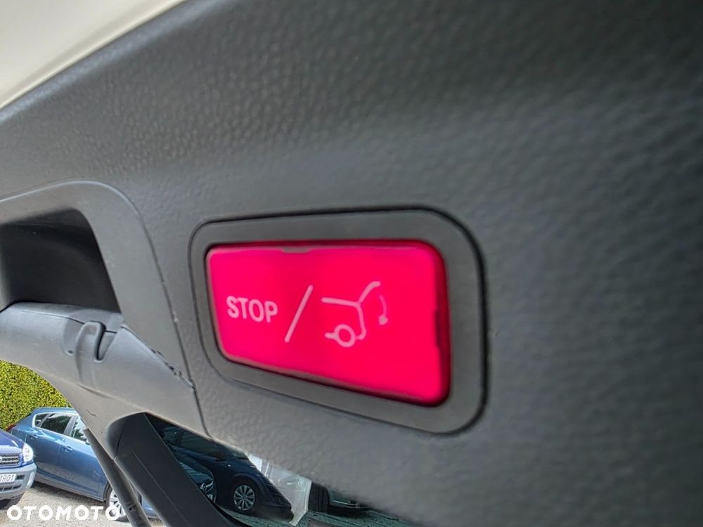 Mercedes-Benz GLC - 15