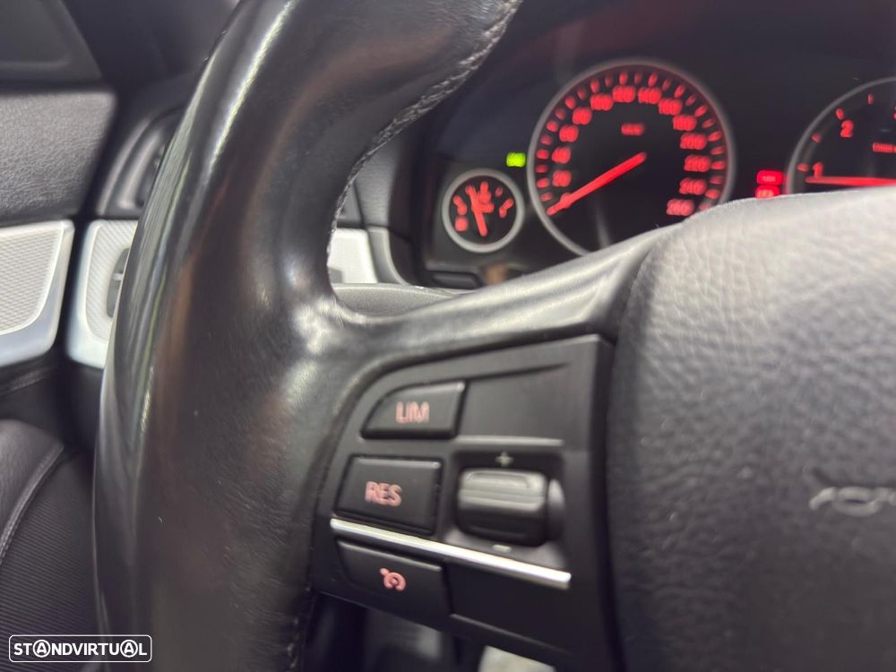 BMW 520 d Pack M - 27