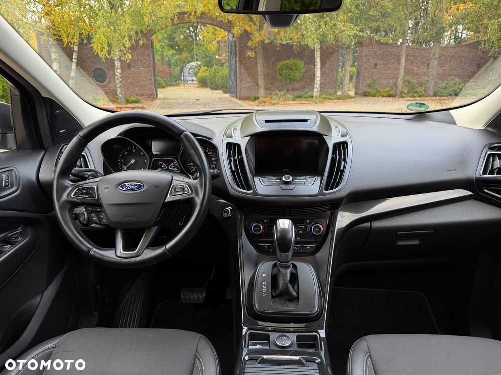 Ford Kuga 2.0 TDCi 4x4 Titanium - 29
