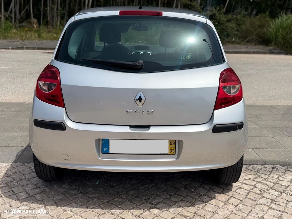 Renault Clio 1.2 16V Dynamique S - 5