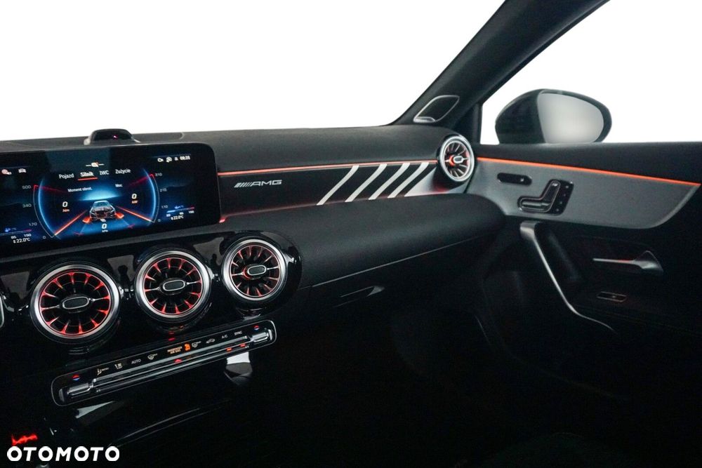 Mercedes-Benz Klasa A 45 S AMG 4-Matic 8G-DCT - 14