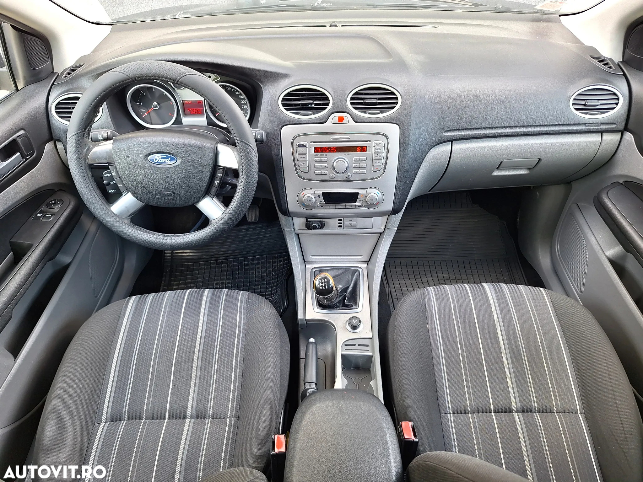 Ford Focus - 9