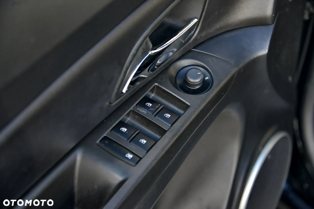 Chevrolet Cruze - 22