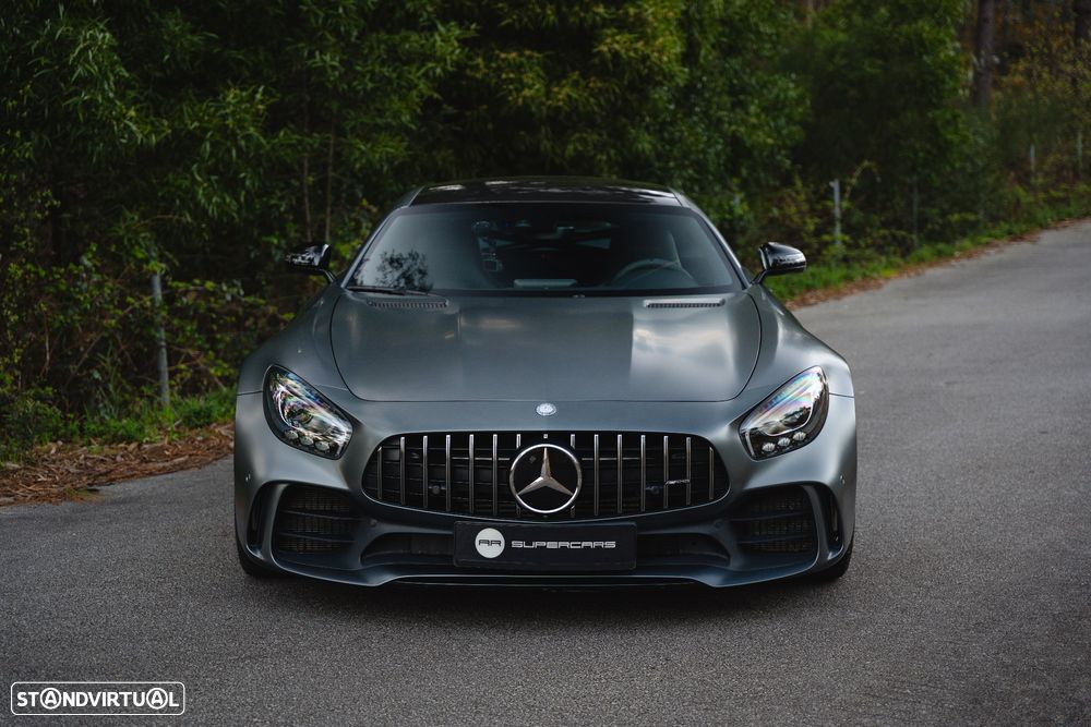 Mercedes-Benz AMG GT R - 4