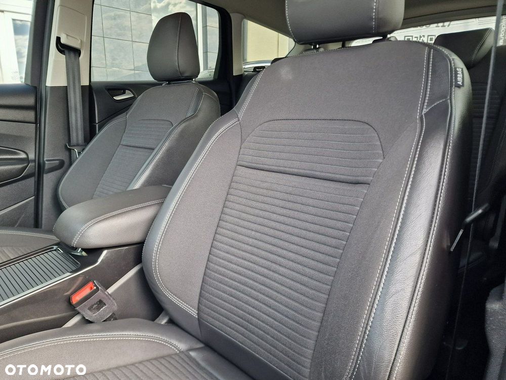 Ford Kuga 1.5 EcoBoost 2x4 Titanium - 20