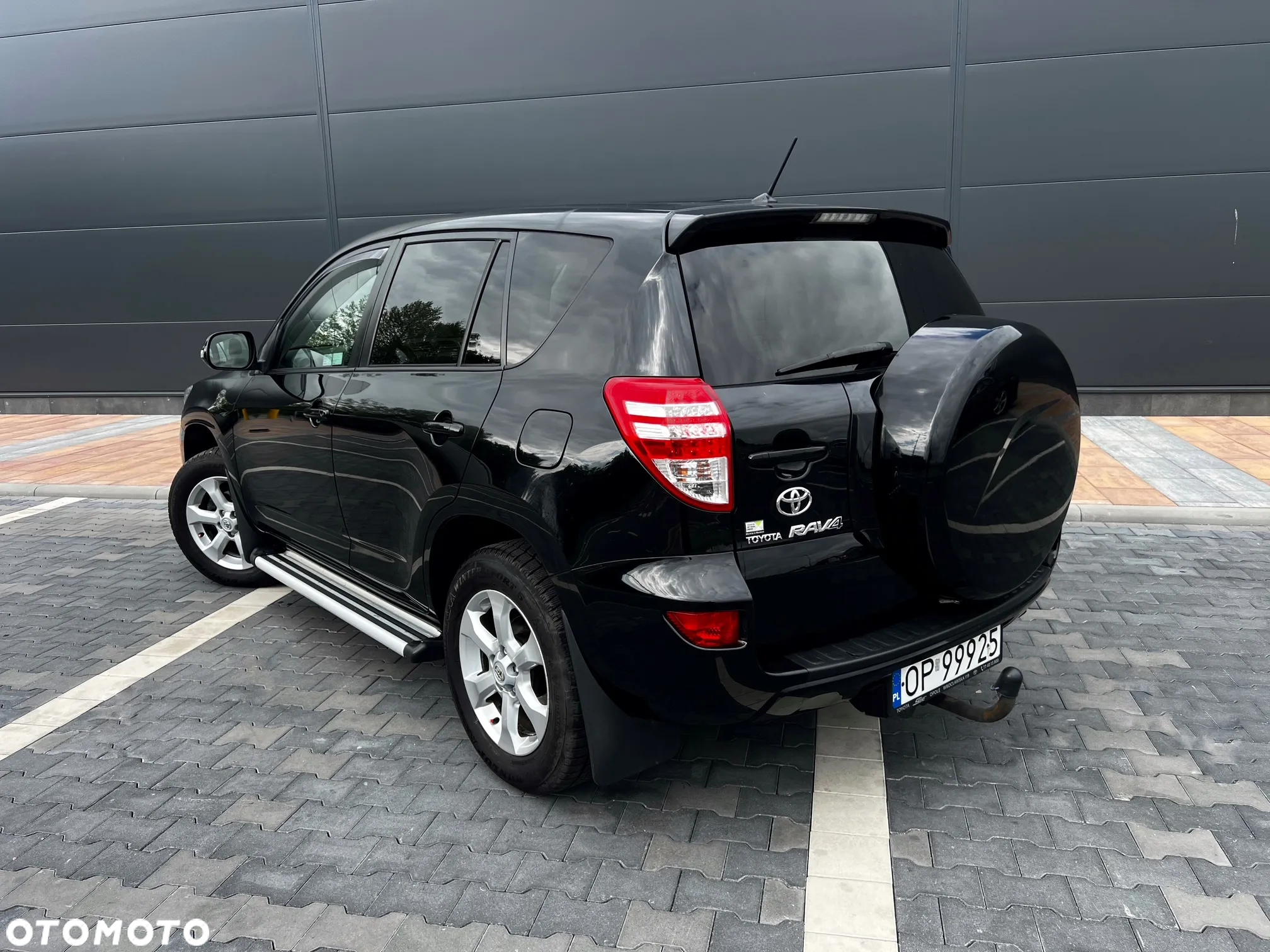 Toyota RAV4 - 8