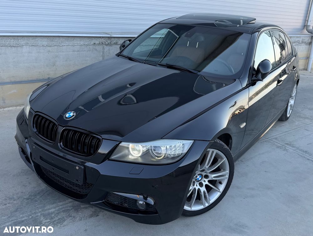 BMW Seria 3 320d Sport Line - 32