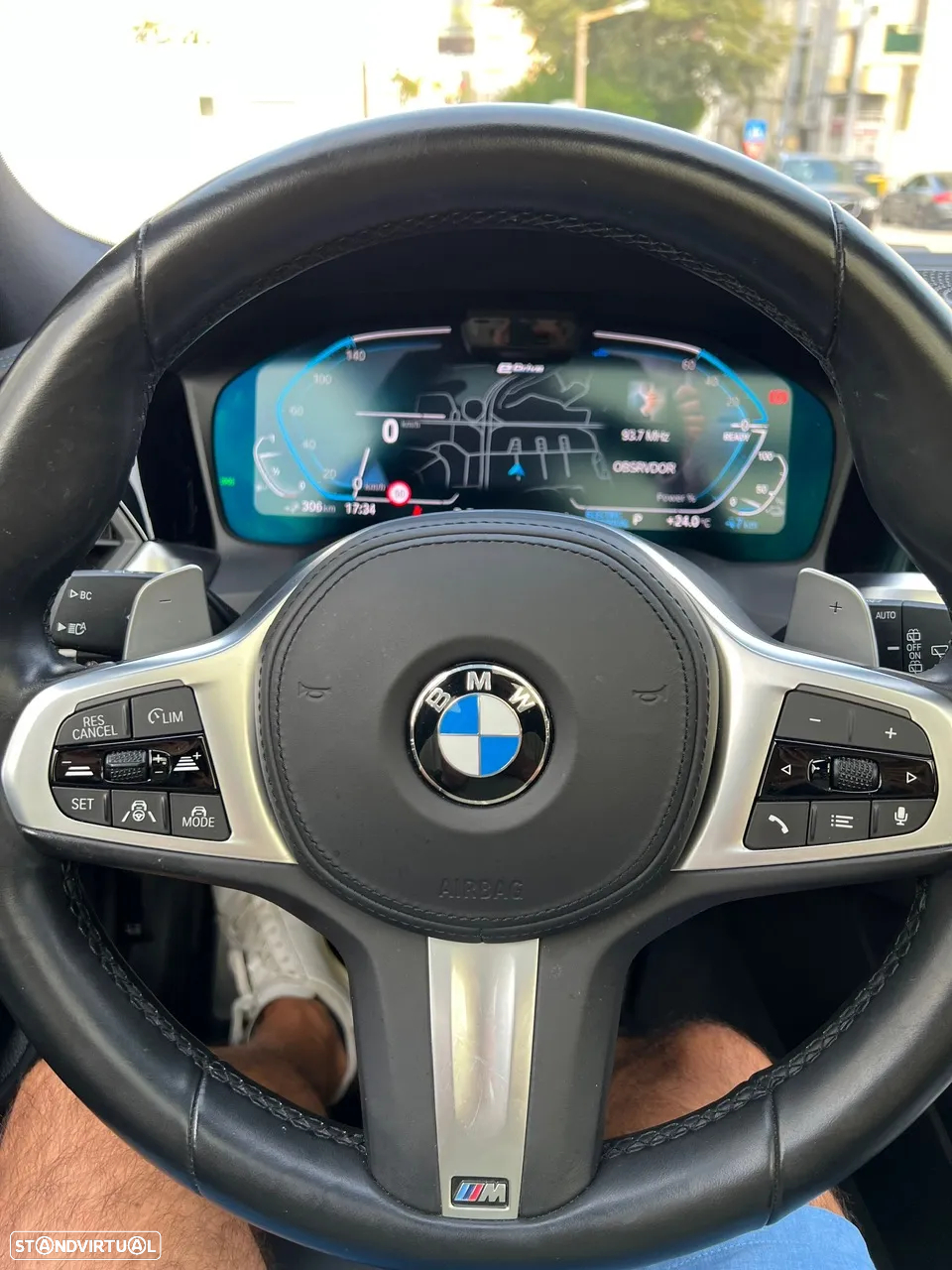 BMW 330 e Touring Pack M Auto - 26