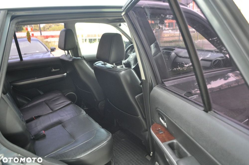 Suzuki Grand Vitara - 14