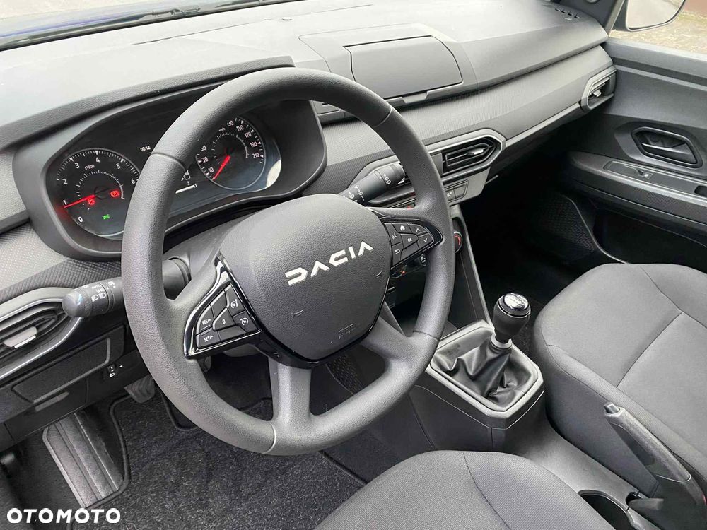 Dacia Sandero SCe 65 Essential - 18