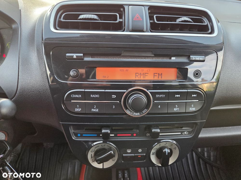 Mitsubishi Space Star 1.2 AS&G Invite - 14