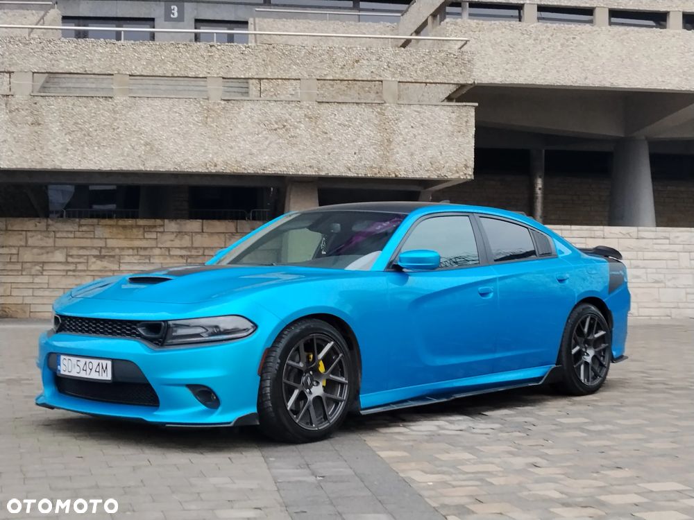 Dodge Charger 5.7 R/T - 8