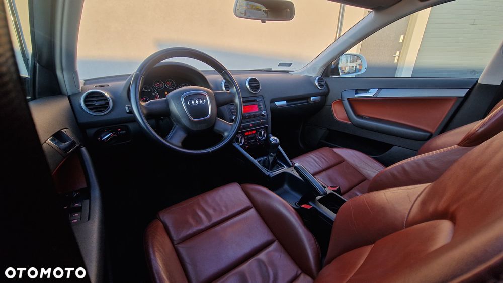 Audi A3 Sportback 1.8 TFSI S line Sportpaket Plus - 22