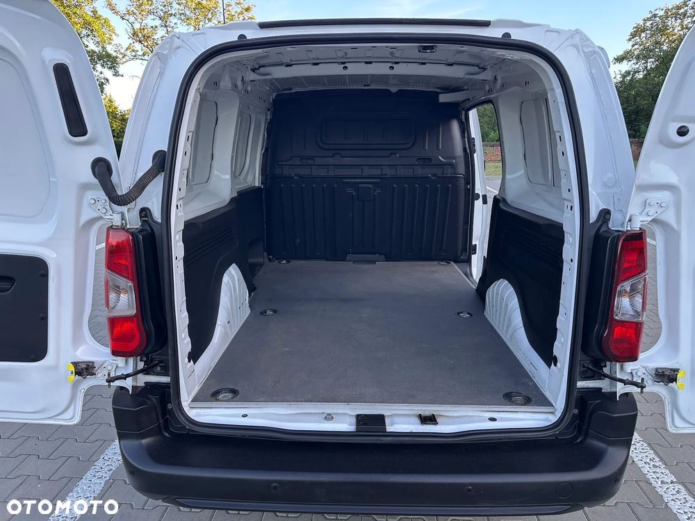 Toyota Proace City - 16