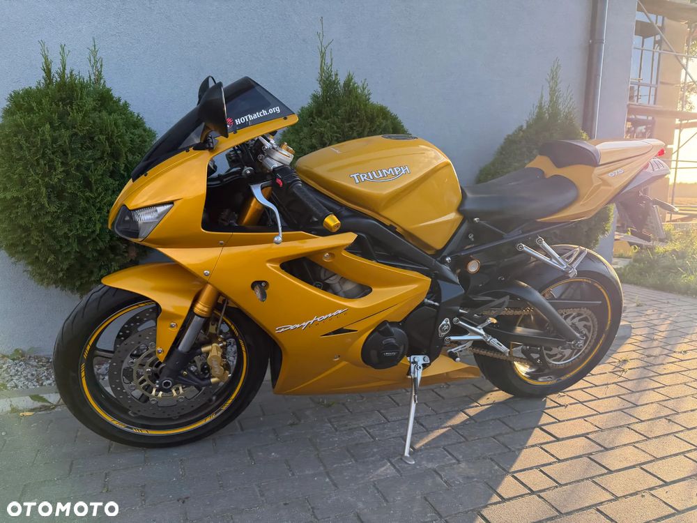 Triumph Daytona - 5