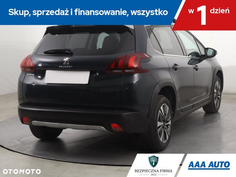 Peugeot 2008 - 7