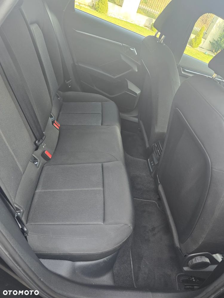 Audi A3 Limousine 30 TFSI - 9