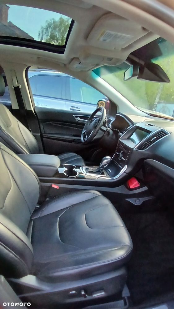 Ford Edge - 10