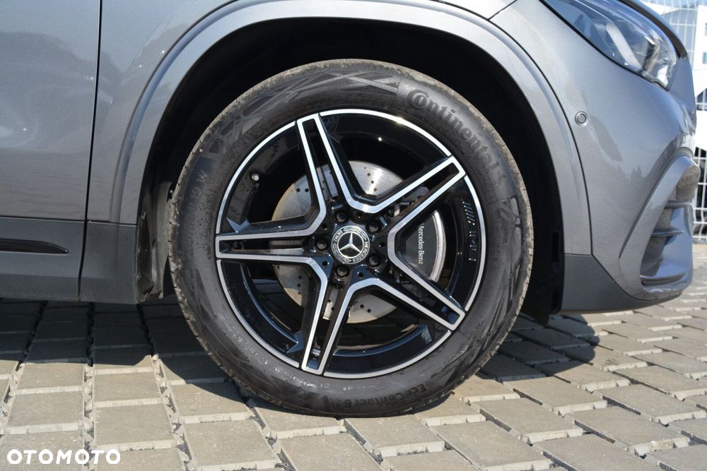 Mercedes-Benz GLA 200 d AMG Line 8G-DCT - 12