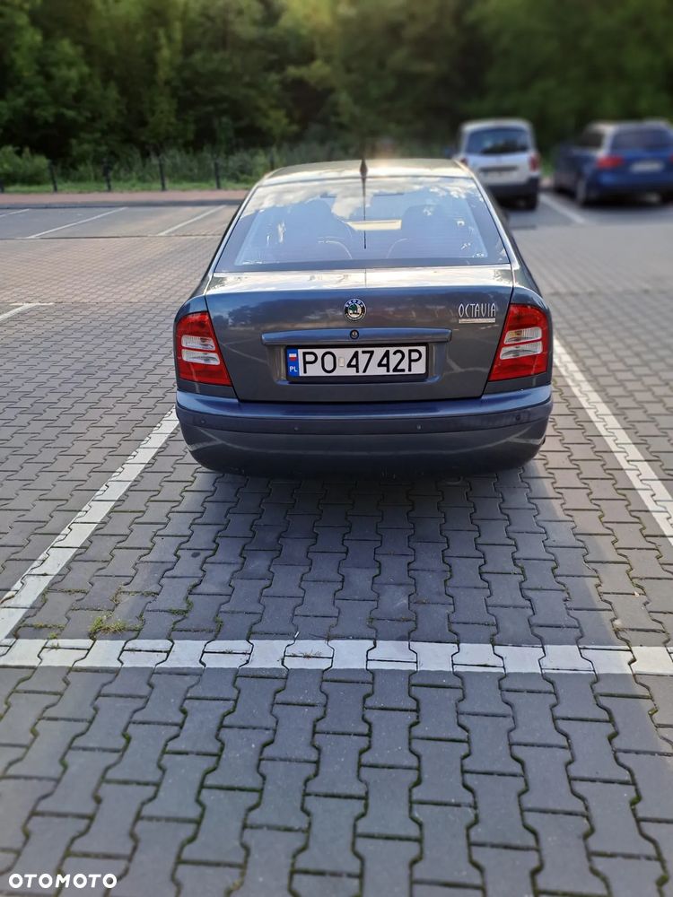 Skoda Octavia 2.0 Ambiente - 4
